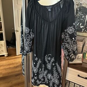 Black and White Etcetera Embroidered Dress